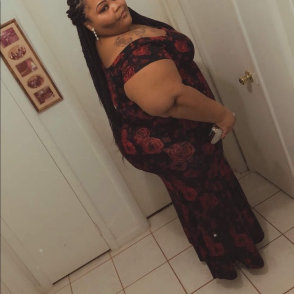 torrid Dresses & Skirts - TORRID RED AND BLACK FLORAL MAXI OFF THE SHOULDER EVENING GOWN SIZE 28